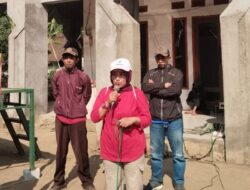 SK_Community-Madin Darul Ibad Gelar Jalan Santai, Kades Watupanjang Turut Lepas Peserta