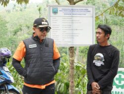 Bupati Haris Pantau Infrastruktur Tiris, Soroti Jalan dan Drainase