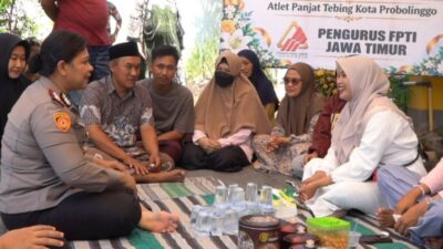 Empati untuk Keluarga Korban Karhutla Bromo, Kapolres Probolinggo Datang ke Rumah Duka