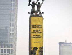 Enam Aktivis Greenpeace Dievakuasi, Polisi Belum Pastikan Proses Hukum