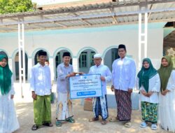 Peringati Hari Santri, Siswa Nurul Islam Sumenep Galang Infaq Lewat Koin