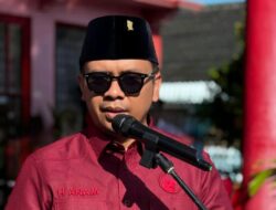 Karhutla Bromo Tewaskan Petugas, Khairul Anam Instruksikan Kader PDIP Bantu Warga